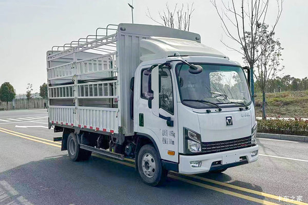 徐工轻卡 汉驰 金星 132马力 3.7米单排仓栅式轻卡(国六)(XGA5043CCYD6EA)