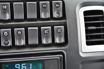 ���� ��; ������ 165���� 4X2 4����ж��(10t����)(DYQ3185D6AC)ͼƬ