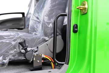 ���� ��; ������ 165���� 4X2 4����ж��(10t����)(DYQ3185D6AC)ͼƬ