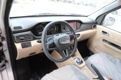 长安跨越 跨越星V7 2.9T 2座 纯电动厢式运输车41.86kWh