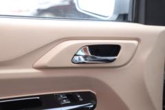 长安跨越 跨越星V7 2.9T 2座 纯电动厢式运输车41.86kWh