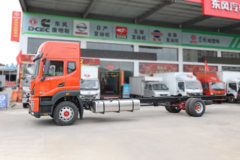 东风 多利卡D12 220马力 4X2 9.8米厢式载货车(国六)(EQ5183XXYL9TDKAC)