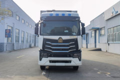 中国重汽 HOWO MAX 290马力 4X2 9.45米冷藏车(康飞牌)(KFT5189XLC61)