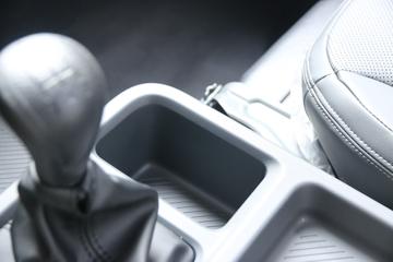 ���� ���� ������ 2.0L 136���� ���� 3.8�׵�������΢��(����)(LZW1031GHU)ͼƬ