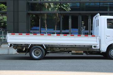 ���� ���� ������ 2.0L 136���� ���� 3.8�׵�������΢��(����)(LZW1031GHU)ͼƬ