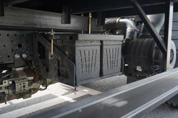 ���� �˶��N6 140���� 4.15�׵�����ʽ�Ῠ(6��)ͼƬ