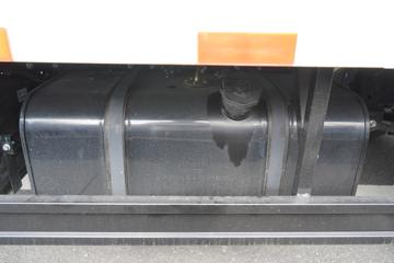 ���� �˶��N6 140���� 4.15�׵�����ʽ�Ῠ(6��)ͼƬ