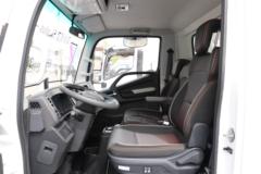 福田 智蓝 4.5T 4.14米单排纯电动厢式轻卡(BJ5045XXYEVK)100.27kWh