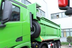 北京重卡 追梦 400马力 8X4 5.6米AMT自动档自卸车(国六)(BJ3310D6DP-04)
