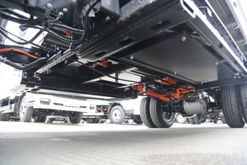 Զ�� ����F3E ���ʰ� 3.5T 3.7�׵��Ŵ��綯����΢��(JGL1037BEVM1)55.7kWhͼƬ