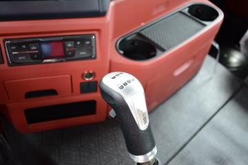 �й����� HOWO TX7�ؿ� 460���� 6X4 ǣ����(�߶�)(����)ͼƬ