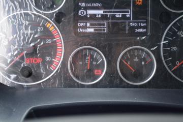 �й����� HOWO TX7�ؿ� 460���� 6X4 ǣ����(�߶�)(����)ͼƬ