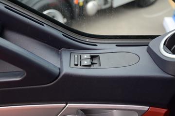 �й����� HOWO TX7�ؿ� 460���� 6X4 ǣ����(�߶�)(����)ͼƬ