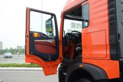 中国重汽 HOWO TX7重卡 460马力 6X4 牵引车(高顶)(国六)