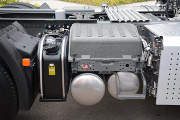 �й����� HOWO TX7�ؿ� 460���� 6X4 ǣ����(�߶�)(����)ͼƬ