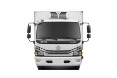 东风 多利卡D6 152马力 4X2 4.05米冷藏车