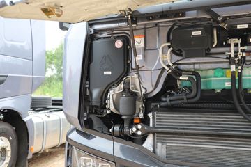 �й����� HOWO Max�ؿ� 460���� 6X4 LNGǣ����(����)(ZZ4257V424KF1L)ͼƬ