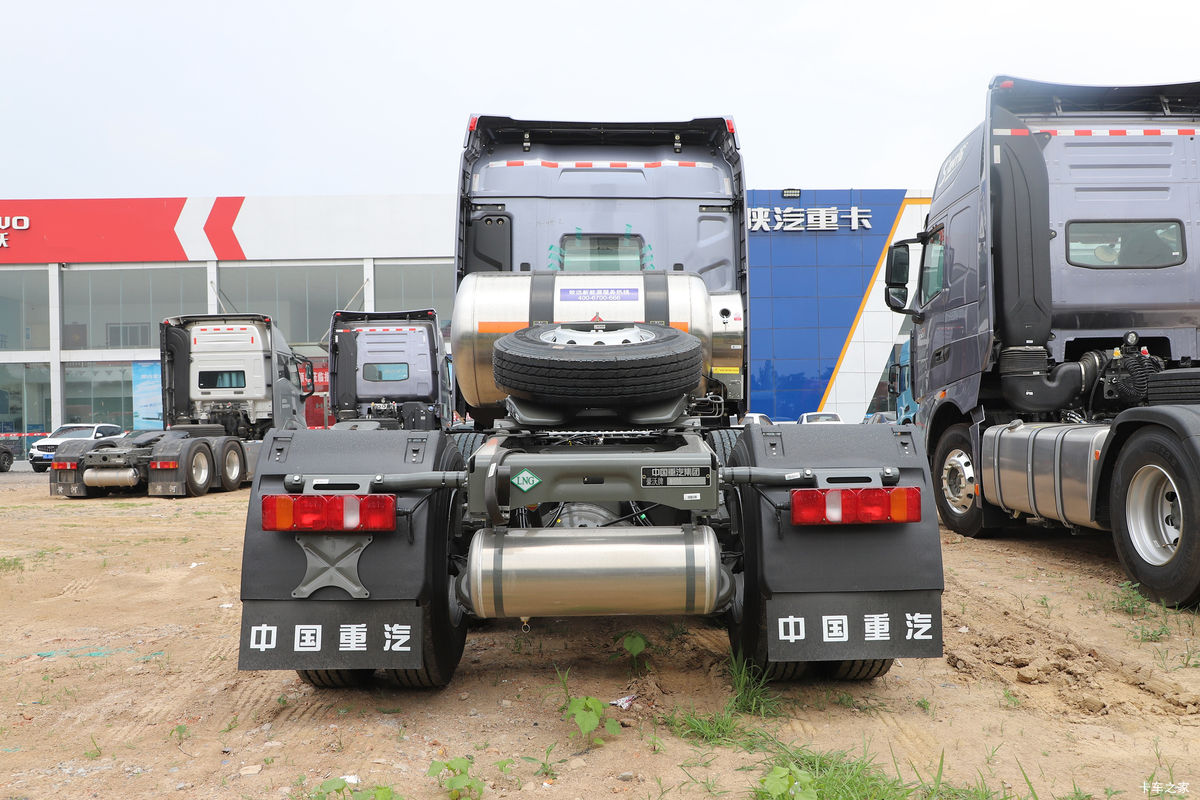 �й����� HOWO Max�ؿ� 460���� 6X4 LNGǣ����(����)���                                                