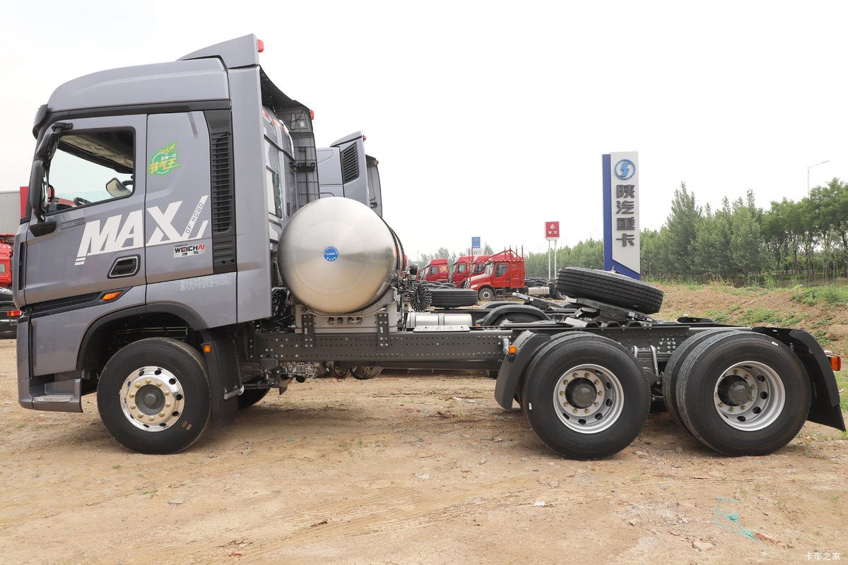 �й����� HOWO Max�ؿ� 460���� 6X4 LNGǣ����(����)���                                                