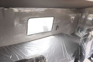 �й����� HOWO Max�ؿ� 460���� 6X4 LNGǣ����(����)(ZZ4257V424KF1L)ͼƬ