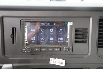 �й����� HOWO Max�ؿ� 460���� 6X4 LNGǣ����(����)(ZZ4257V424KF1L)ͼƬ