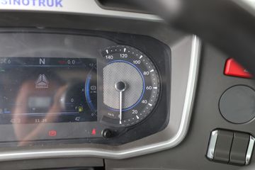 �й����� HOWO Max�ؿ� 460���� 6X4 LNGǣ����(����)(ZZ4257V424KF1L)ͼƬ