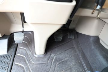 �й����� HOWO Max�ؿ� 460���� 6X4 LNGǣ����(����)(ZZ4257V424KF1L)ͼƬ