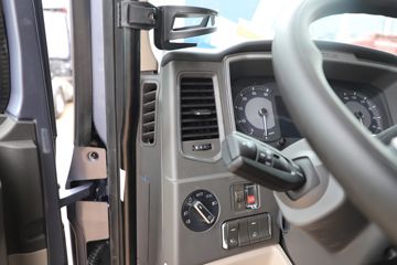 �й����� HOWO Max�ؿ� 460���� 6X4 LNGǣ����(����)(ZZ4257V424KF1L)ͼƬ