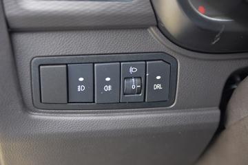  M1 1.6L 122  3.3׵ʽ΢()(BJ5031XXY5JV4-51)ͼƬ