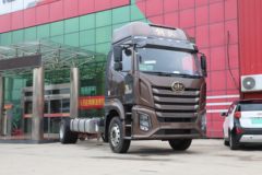 一汽解放 J6G 领航版 280马力 4X2 6.2米栏板载货车(国六)(CA1180P62K1L4E6) 一汽解放 J6G 领航版 280马力 4X2 6.2米栏板载货车(国六)(CA1180P62K1L4E6)