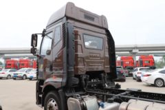 一汽解放 J6G 领航版 280马力 4X2 6.2米栏板载货车(国六)(CA1180P62K1L4E6) 一汽解放 J6G 领航版 280马力 4X2 6.2米栏板载货车(国六)(CA1180P62K1L4E6)