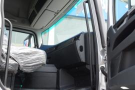 追梦&nbsp;牵引车驾驶室                                               图片