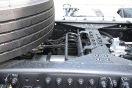 追梦&nbsp;牵引车底盘                                                图片