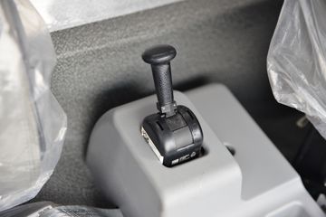 �й�����HOWO ����H 140���� 4.15�׵��Ų�դʽ�Ῠ(����)(ZZ5047CCYF3114F145)ͼƬ