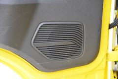 福田 奥铃M卡 2.0L 144马力 汽油 3.19米双排栏板小卡(液刹)(黄色)(BJ1031V4AV6-AB1)