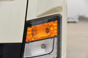 йHOWO M 140 3.85ŰῨ(ZZ1047C3215F145)ͼƬ