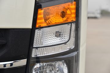йHOWO M 140 3.85ŰῨ(ZZ1047C3215F145)ͼƬ