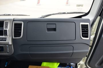 �й�����HOWO ����M 140���� 3.85���Ű������Ῠ(ZZ1047C3215F145)ͼƬ