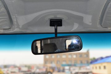 �й�����HOWO ����M 140���� 3.85���Ű������Ῠ(ZZ1047C3215F145)ͼƬ