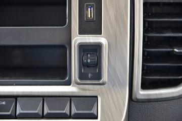 �й�����HOWO ����M 140���� 3.85���Ű������Ῠ(ZZ1047C3215F145)ͼƬ