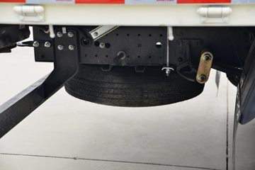 �й�����HOWO ����M 140���� 3.85���Ű������Ῠ(ZZ1047C3215F145)ͼƬ