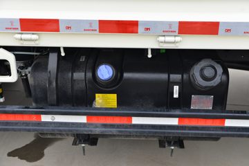 �й�����HOWO ����M 140���� 3.85���Ű������Ῠ(ZZ1047C3215F145)ͼƬ