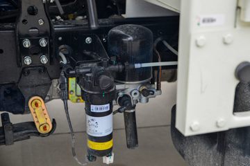 �й�����HOWO ����M 140���� 3.85���Ű������Ῠ(ZZ1047C3215F145)ͼƬ