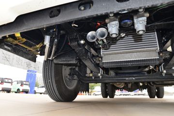 �й�����HOWO ����M 140���� 3.85���Ű������Ῠ(ZZ1047C3215F145)ͼƬ