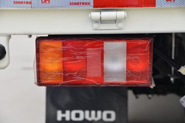 йHOWO M 140 3.85ŰῨ(ZZ1047C3215F145)ͼƬ
