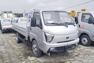 飞碟缔途 DX 2.2L 130马力 4.01米单排栏板微卡