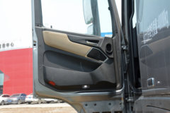 福田 欧曼EST-A 北方版 620马力 6X4牵引车(BJ4259Y6DHL-11)
