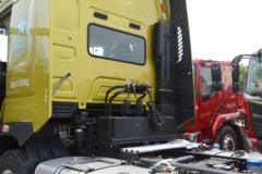 东风柳汽 乘龙H7重卡 智享版 520马力 6X4 AMT自动挡牵引车(国六)(LZ4252H7DC1)