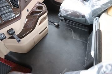 �ൺ��� JH6�ؿ� �캽��2.0 550���� 6X4 AMT�Զ���ǣ����(����)(CA4259P25K15T1E6A80)ͼƬ