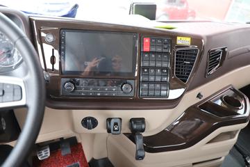 �ൺ��� JH6�ؿ� �캽��2.0 550���� 6X4 AMT�Զ���ǣ����(����)(CA4259P25K15T1E6A80)ͼƬ